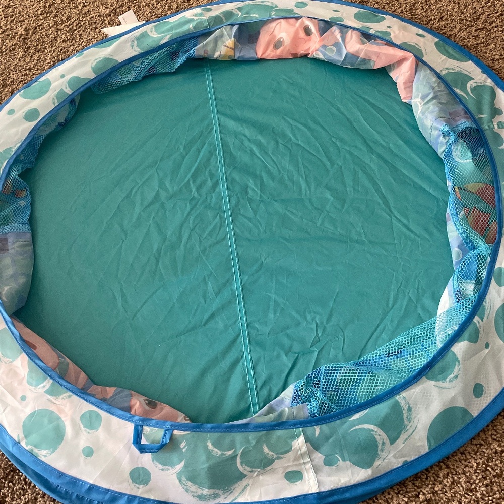 Ball pit